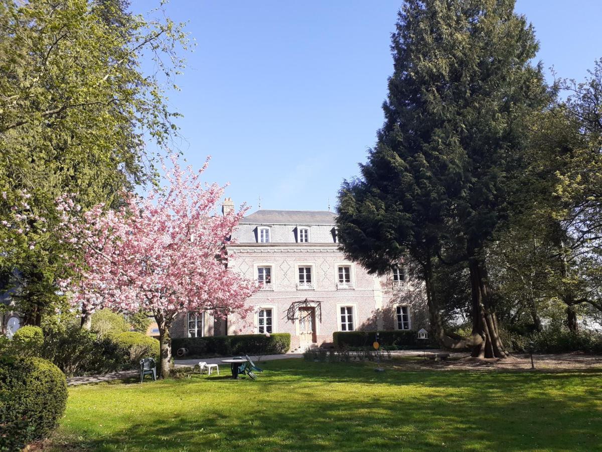 les Gîtes du Château de Maltot Saint-Ouen-du-Breuil Exterior foto